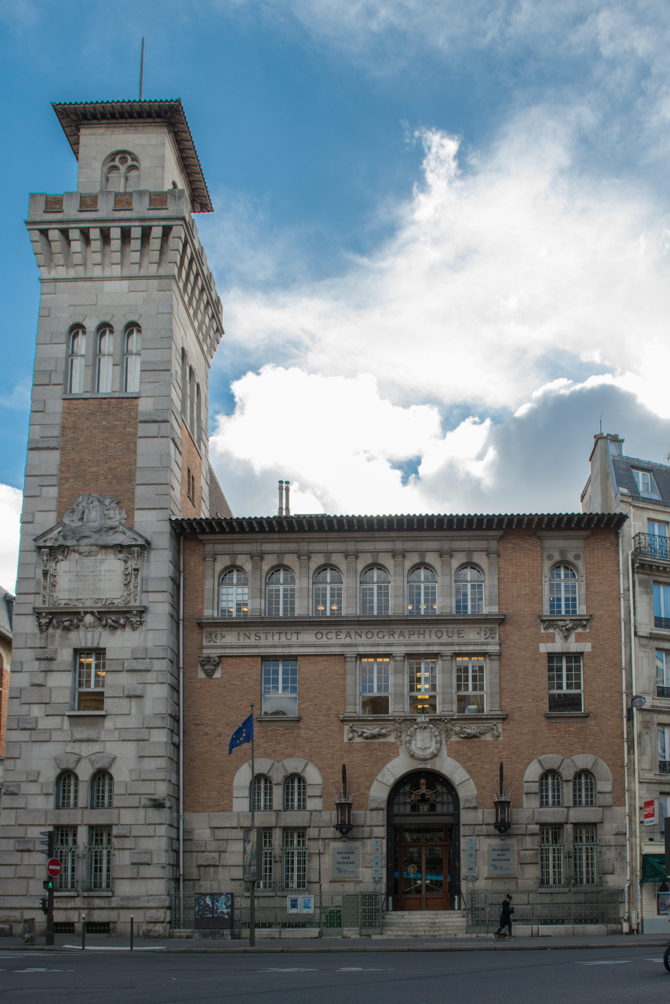 Institut Océanographique - fronton